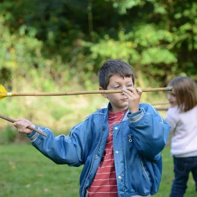 alignements-carnac-ateliers-familles-gestes-préhistoire-programme