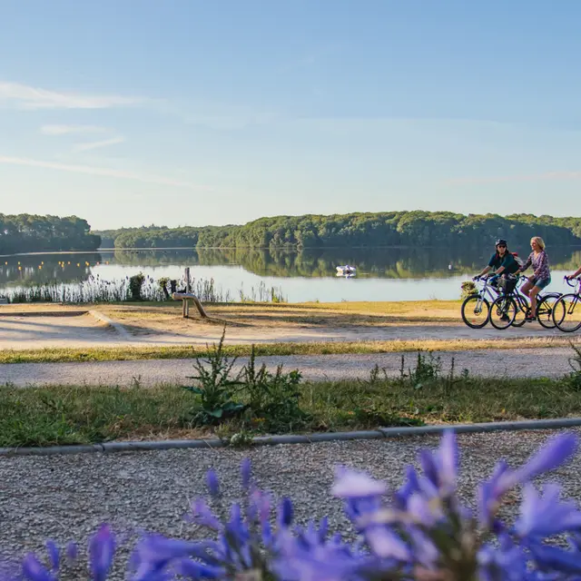 lac de Trémelin vélo Iffendic - Office de tourisme Montfort Communauté