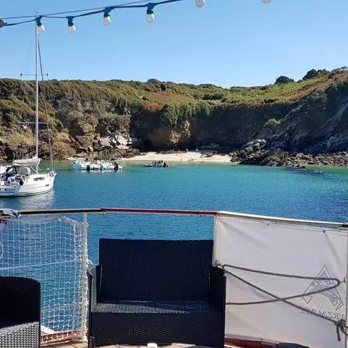 arzmael à tahiti beach