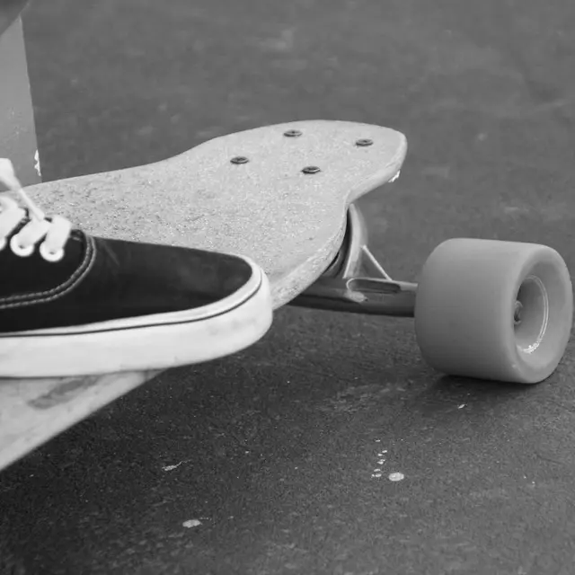 skateboard