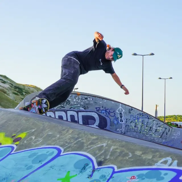 Skate