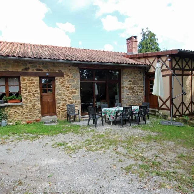 Gite Les Landes à Champnetery en Haute-Vienne (Limousin en Nouvelle Aquitaine)_1