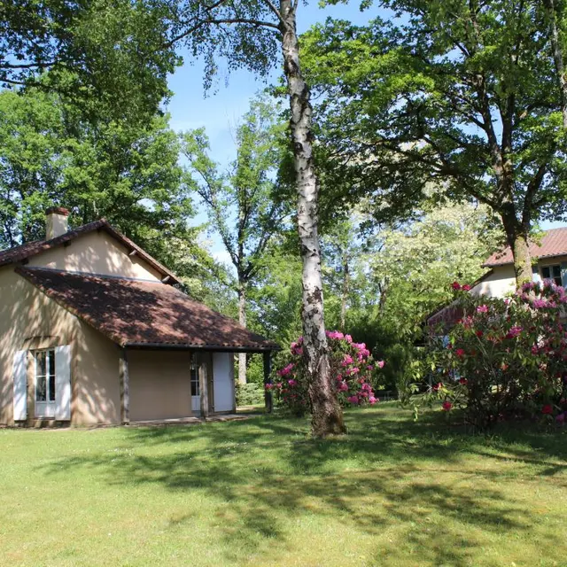 Gite Royer - Etang de La Roche à Meuzac en Haute-Vienne (Limousin)_1