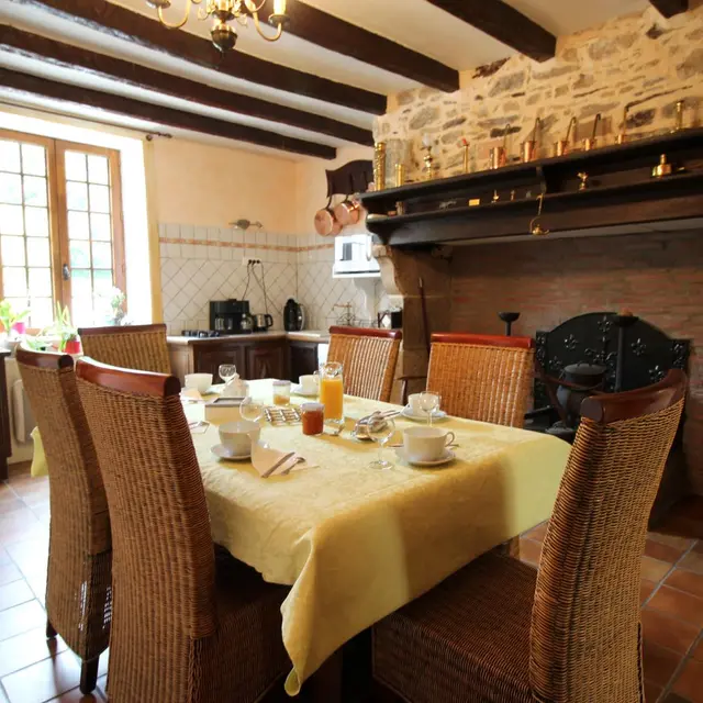 Chambre d'hôtes La Ferme de Lapeyrousse à Saint Vitte Sur Briance en Haute-Vienne _1