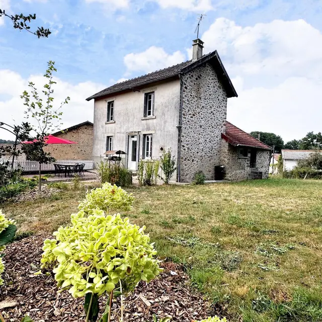 Gîte 'Le charron' à Saint Mathieu en Haute-Vienne(Nouvelle Aquitaine)_1