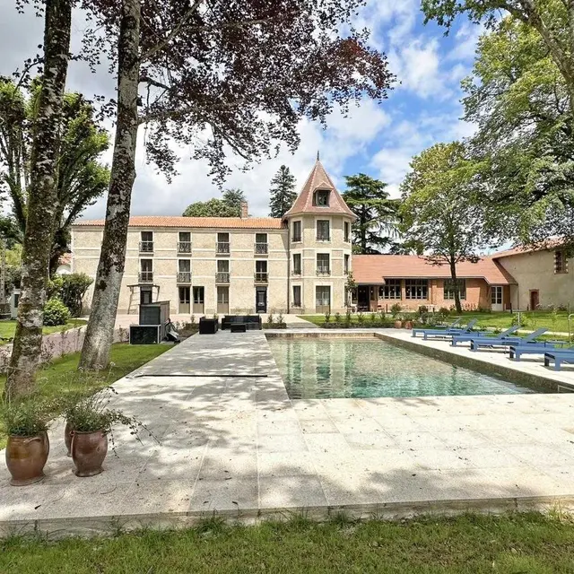 Le Manoir des Perrières à Rochechouart en Haute-Vienne (Nouvelle Aquitaine)_1