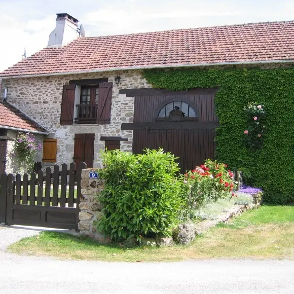 Gite Les Rebras à Saint Sulpice Les Feuilles en Haute-Vienne (Limousin en Nouvelle Aquitaine)_1