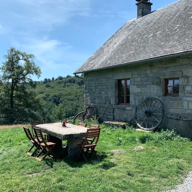 Gîte LES FLORENTINS - Domaine de la Monedière_1