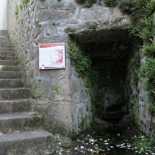Fontaine Saint-Léger_1