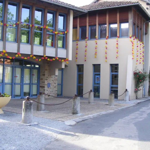 Exposition Souvenirs de Haute-Vienne à la Bibliothèque_1