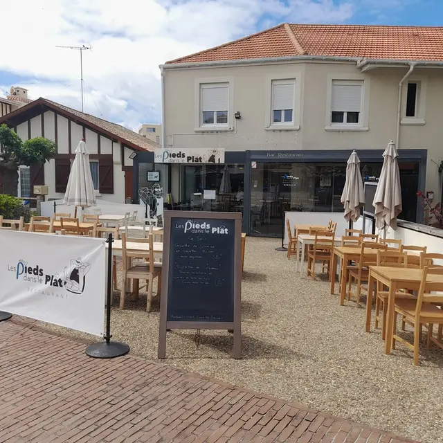 2024_pieds_dans_le_plat_restau (7) (Copier)