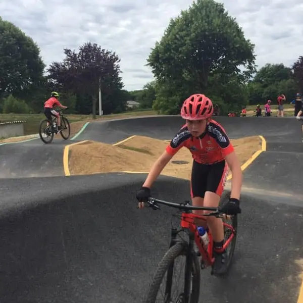 VTT Miaulétou en pumptrack en Limousin