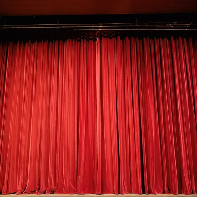 theater-432045_1280
