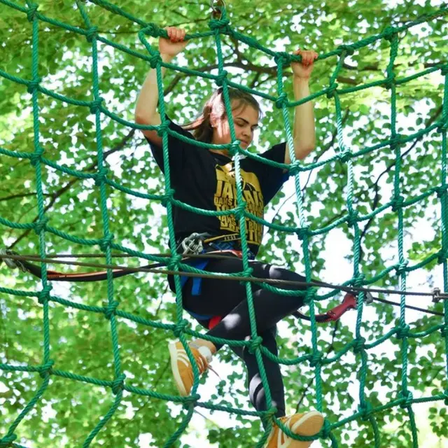 Acro2