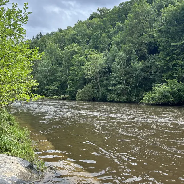 Aire canoë Vézère Estivaux ©L Golfier (2)
