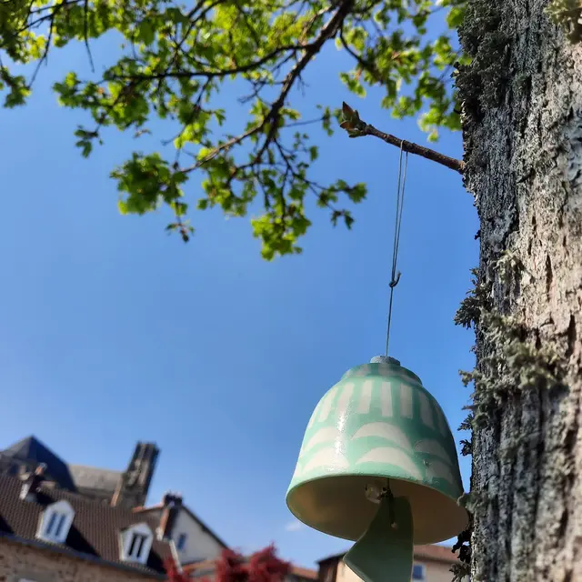Atelier Céramique Cloche de porcelaine © Peanuts