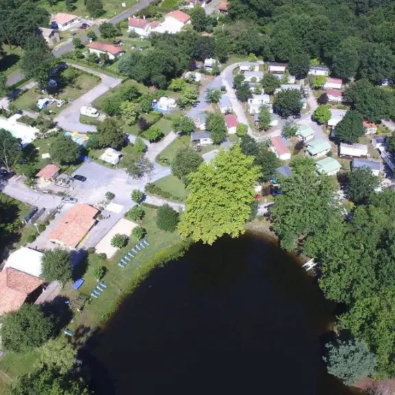 Camping de l'Etang de Laubanère drone