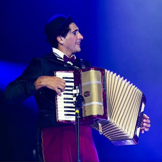 Cirque de Noël 2025 - Pau - accordéon