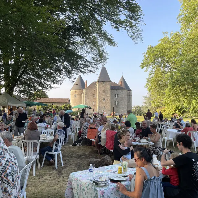 Château de Brie_Marché de producteurs_Août 2024