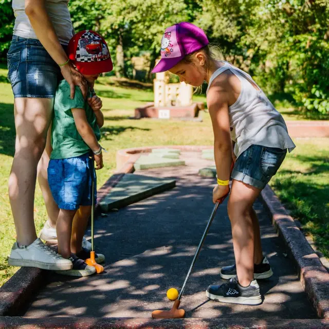 Mini golf - Espace-Hermeline - Bussière-Galant