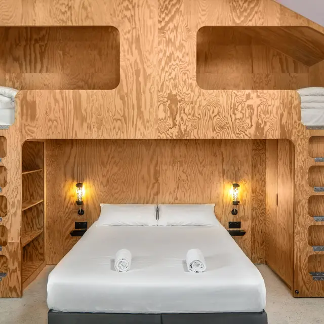 EKLO BORDEAUX EKLOSTUDIO1 HD