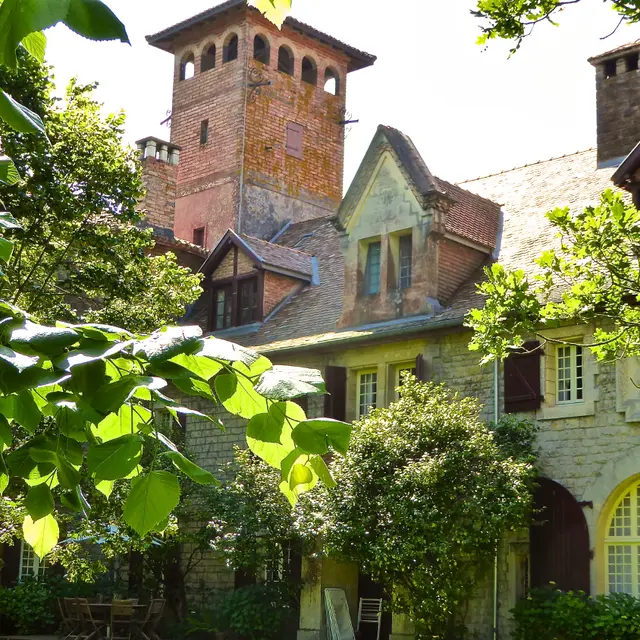 Façade Gîte ©Carbonel