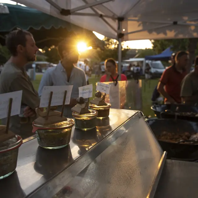 Marché des producteurs de Pays à Vicq sur Breuil.