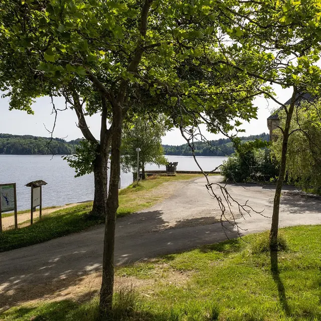 Hôtel du Lac Neuvic1