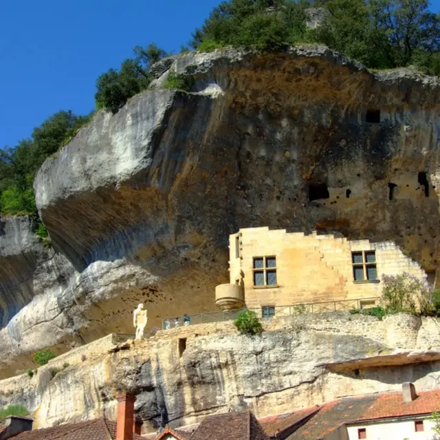 LES EYZIES_VEZERE_(5)