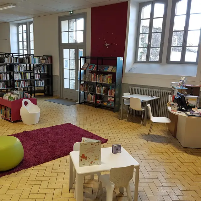 Médiatheque_Chamberet_1