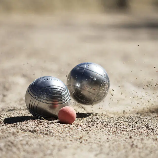 Concours de pétanque