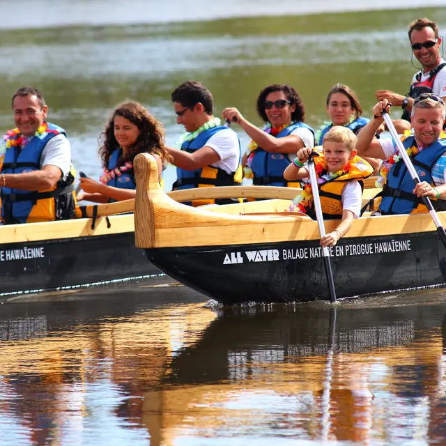 Pirogue Ruchers du born