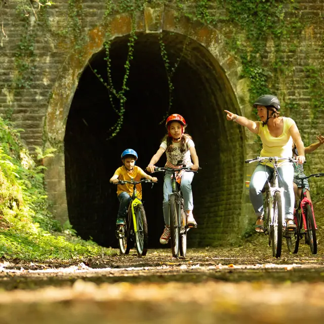 Présentation - Simone de Beauvoir VTT ©MalikaTurin