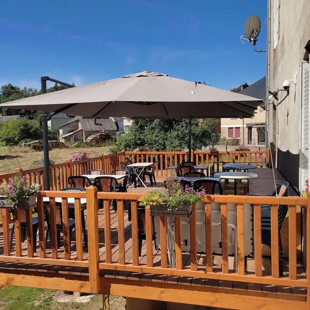 Restaurant_la_Marmite_Montaignac_1