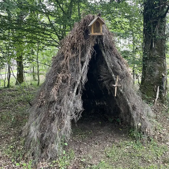 Site-Charbonnière-St-Géraud-cabane-vallee-isle-perigord