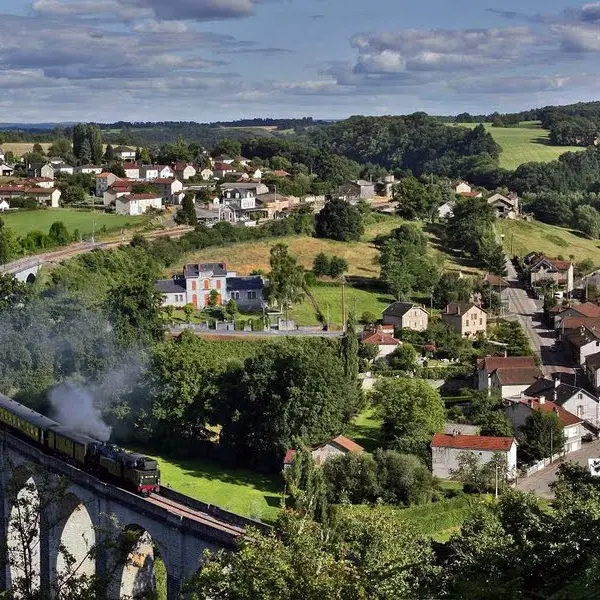 St-Léonard Pont de Noblat Train touristique à vapeur CFTLP 2019-07 (c) Michel Ciria - Crédit