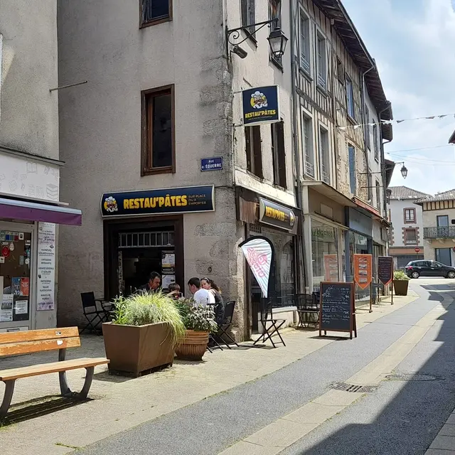 Terrasse du Restau'Pâtes à Saint-Léonard de Noblat