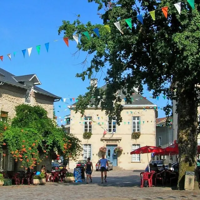 Bourg bourg