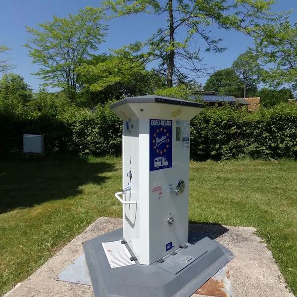 Aire d'accueil camping-car_1