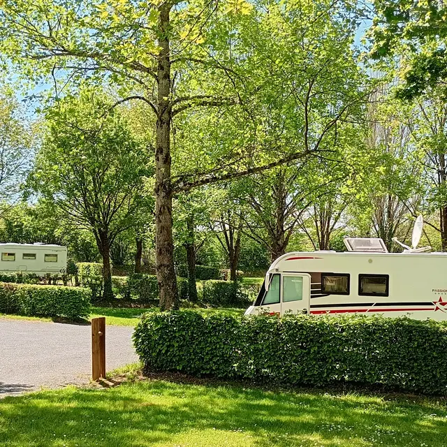 Camping de Pierre-Bufffière