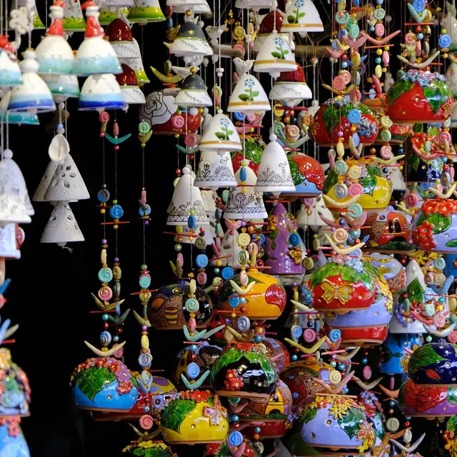 Atelier décoration boule de Noël en porcelaine