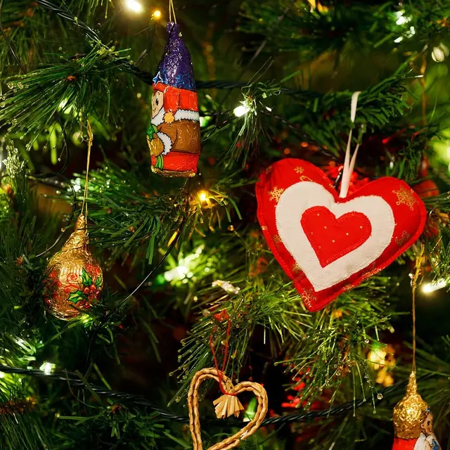 christmas-tree-83800_1280