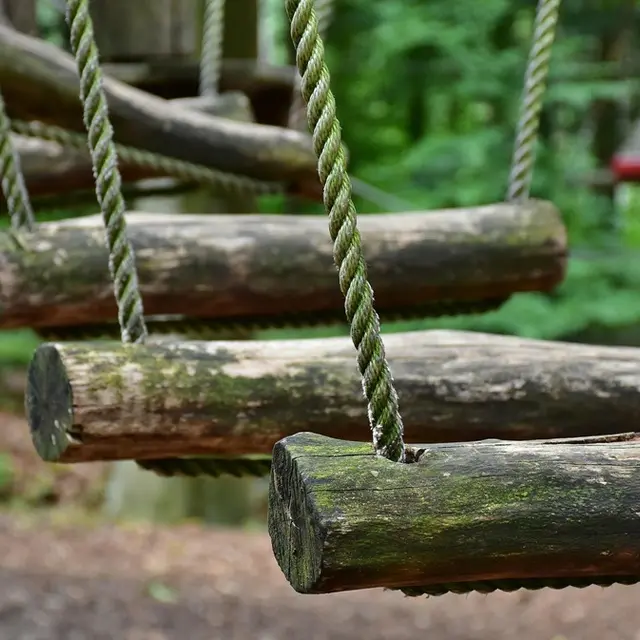 climb-2490817_1920