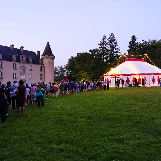 festival-multi-pistes-le-sirque-a-nexon-nouvelle-aquitaine