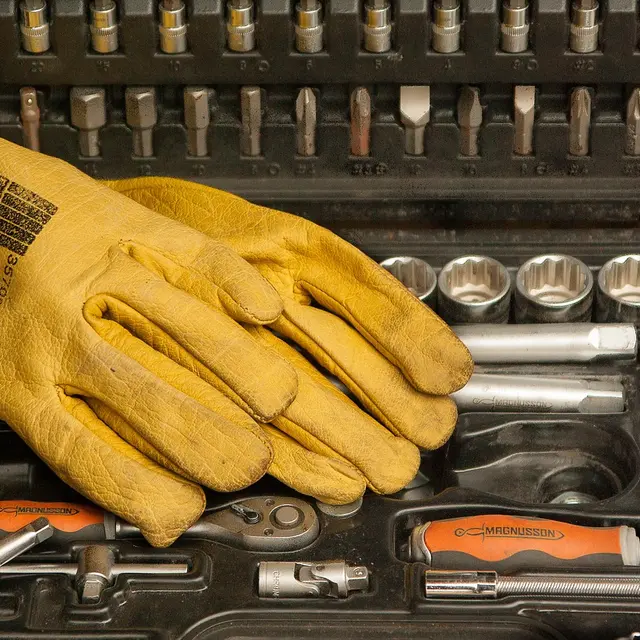 gloves-1192164_1280