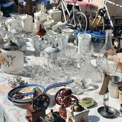 istockphoto-vide-greniers