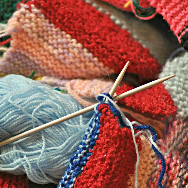 knitting-1430153_1280