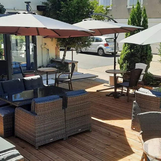 le relais d ayen terrasse