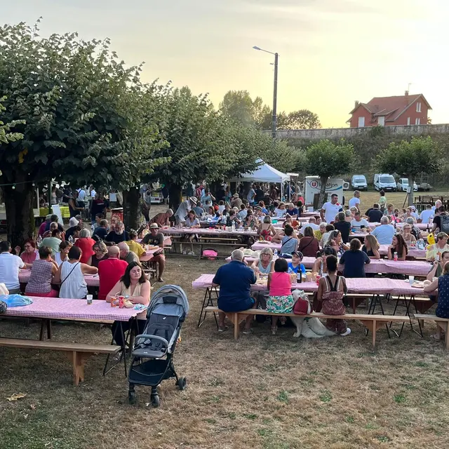 marché festif Saint-Victurnien