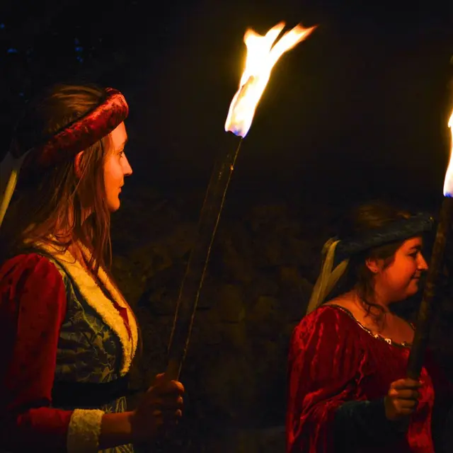 Visite nocturne animée au Château de Lastours en Limousin